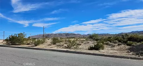 800 Utah Trl, Twentynine Palms, CA 92277