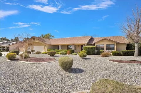 12574 Sarsi Ct, Apple Valley, CA 92308
