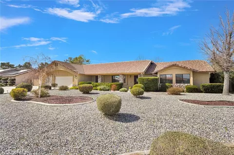 12574 Sarsi Ct, Apple Valley, CA 92308