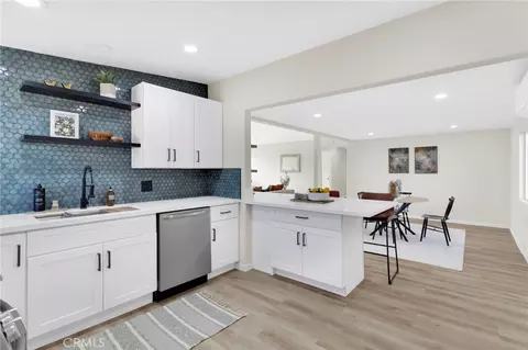 Kitchen - 14344 Central Rd, Apple Valley, CA 92307 photo 7 of 7