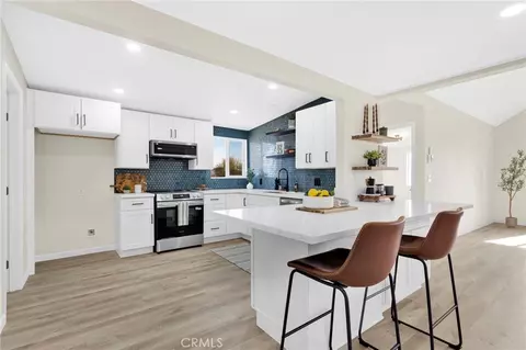 Kitchen - 14344 Central Rd, Apple Valley, CA 92307 photo 1 of 7