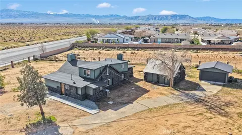 14344 Central Rd, Apple Valley, CA 92307