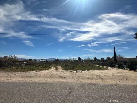 0 Sequoia St, Hesperia, CA 92345
