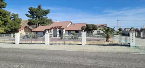 19786 Symeron Rd, Apple Valley, CA 92307