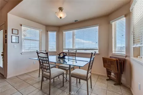 Dining - 8605 Cantel Ct, Oak Hills, CA 92344 photo 3 of 4