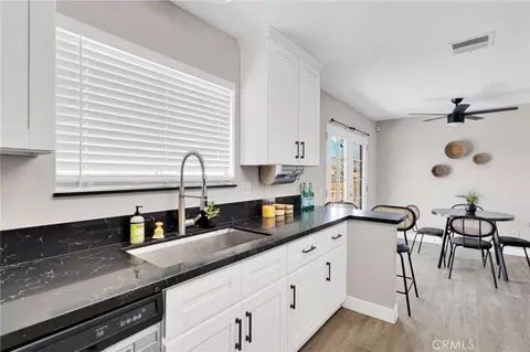Kitchen - 10616 Jamul, Apple Valley, CA 92308 photo 3 of 3