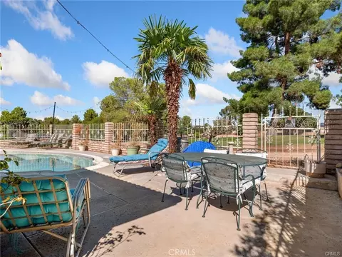 Exterior - 13916 Burning Tree Dr, Victorville, CA 92395 photo 7 of 9