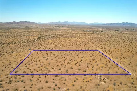 6 Kimshew St, Apple Valley, CA 92307 photo 4