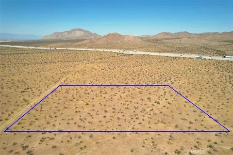 6 Kimshew St, Apple Valley, CA 92307 photo 2