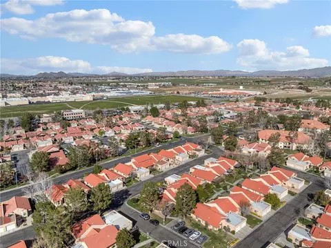 View/Area - 19103 Frances, Apple Valley, CA 92308 photo 3 of 9