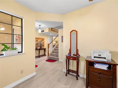 Entry Way - 19103 Frances, Apple Valley, CA 92308 photo 4 of 5