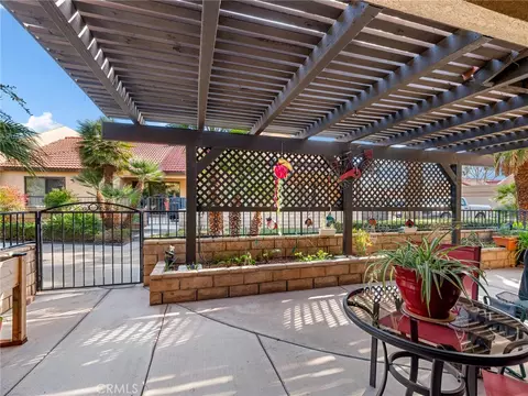 Exterior - 19103 Frances, Apple Valley, CA 92308 photo 6 of 9
