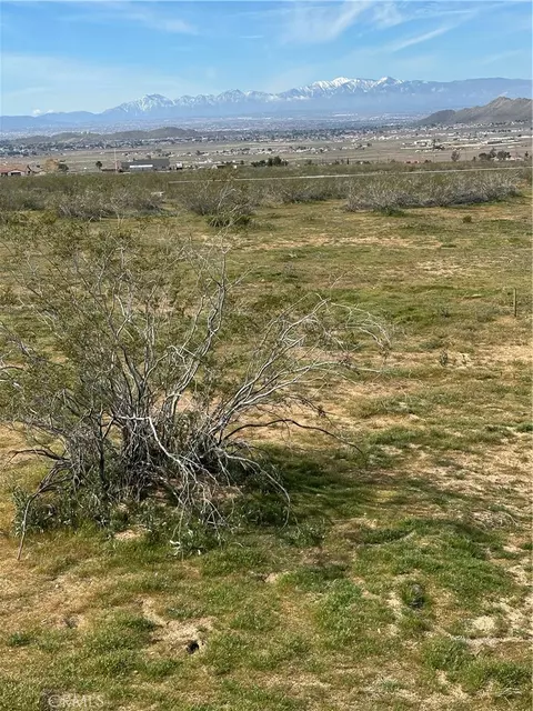 0 Chrysolite, Apple Valley, CA 92307 photo 3