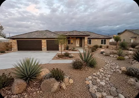 9677 I Ave, Hesperia, CA 92345