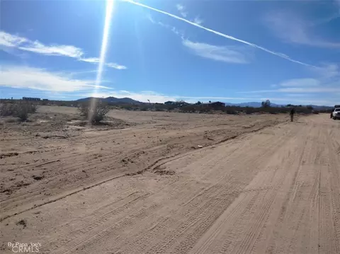 60649 Stagemans, Landers, CA 92285