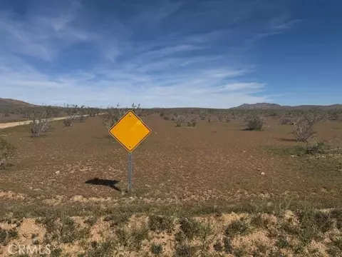 20713 Fairfield, Apple Valley, CA 92307
