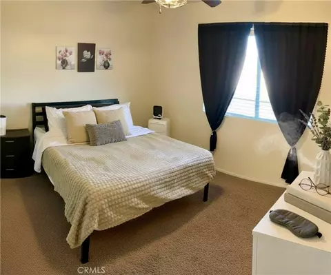 Bedroom - 16661 Central, Apple Valley, CA 92307 photo 1 of 1