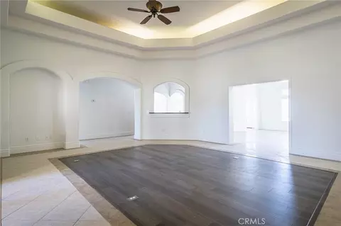 Living - 16233 Ridge View Dr, Apple Valley, CA 92307 photo 5 of 21