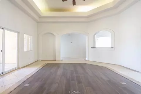 Living - 16233 Ridge View Dr, Apple Valley, CA 92307 photo 8 of 21