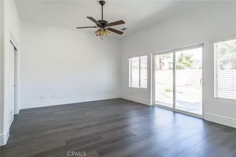 Living - 16233 Ridge View Dr, Apple Valley, CA 92307 photo 18 of 21