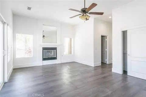 Living - 16233 Ridge View Dr, Apple Valley, CA 92307 photo 17 of 21