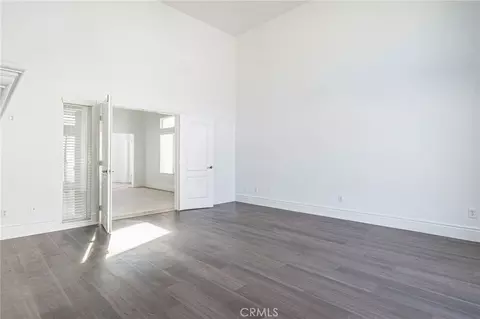 Living - 16233 Ridge View Dr, Apple Valley, CA 92307 photo 13 of 21