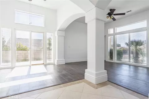 Living - 16233 Ridge View Dr, Apple Valley, CA 92307 photo 1 of 21