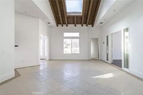 Living - 16233 Ridge View Dr, Apple Valley, CA 92307 photo 20 of 21