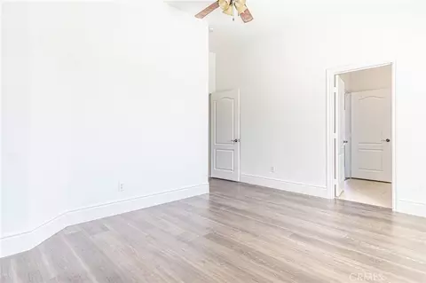 Bedroom - 16233 Ridge View Dr, Apple Valley, CA 92307 photo 4 of 5
