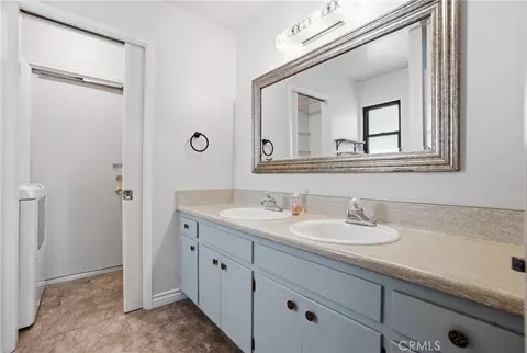 Bath - 15103 Wilson Ct, Apple Valley, CA 92307 photo 1 of 5