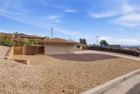 Exterior - 15103 Wilson Ct, Apple Valley, CA 92307 photo 3 of 8