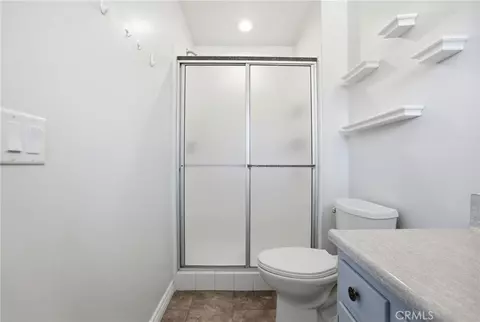 Bath - 15103 Wilson Ct, Apple Valley, CA 92307 photo 5 of 5