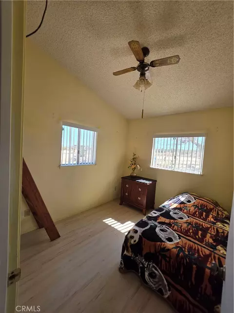 Bedroom - 5566 Oleta, Landers, CA 92285 photo 5 of 6