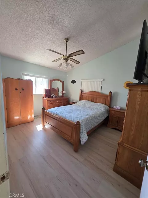 Bedroom - 5566 Oleta, Landers, CA 92285 photo 2 of 6