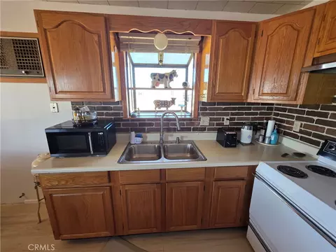 Kitchen - 5566 Oleta, Landers, CA 92285 photo 2 of 3