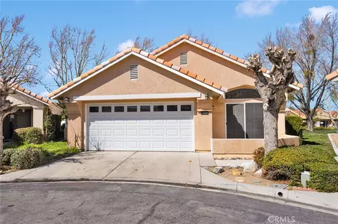 11594 Mountain Meadow Dr, Apple Valley, CA 92308