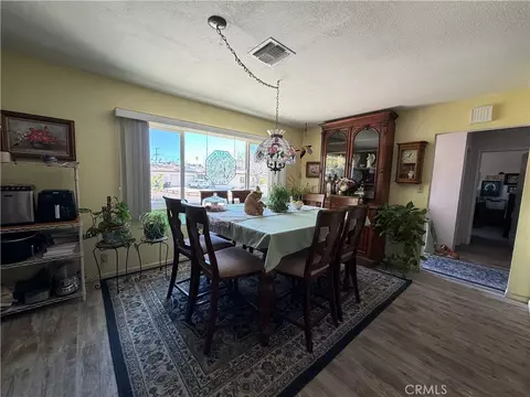 Dining - 800 S 1st, Barstow, CA 92311 photo 1 of 4