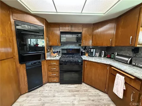 Kitchen - 800 S 1st, Barstow, CA 92311 photo 7 of 10