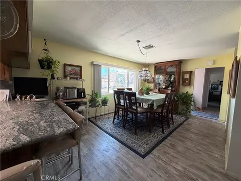 Dining - 800 S 1st, Barstow, CA 92311 photo 3 of 4