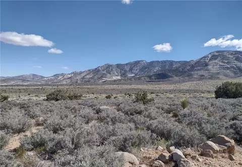 20 Mesa, Lucerne Valley, CA 92356