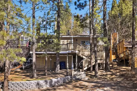 42792 Conifer Dr, Big Bear Lake, CA 92315 photo 2