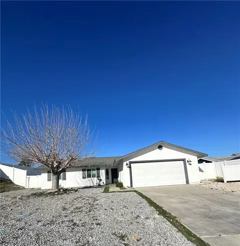 12790 Desert Creek Cir, Victorville, CA 92395