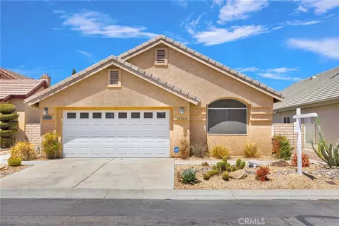 11220 Country Club Dr, Apple Valley, CA 92308