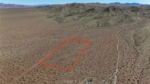 707 Piccolo Dr, Helendale, CA 92342