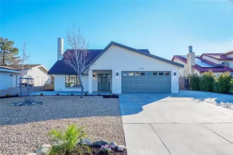 13395 Driftwood Dr, Victorville, CA 92395