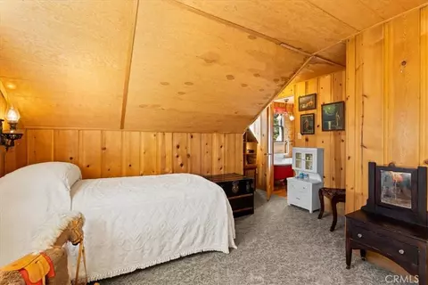 Bedroom - 5708 Sycamore, Wrightwood, CA 92397 photo 4 of 7