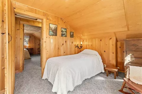 Bedroom - 5708 Sycamore, Wrightwood, CA 92397 photo 7 of 7