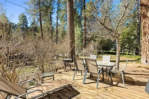 Exterior - 5708 Sycamore, Wrightwood, CA 92397 photo 10 of 10