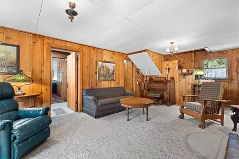 Living - 5708 Sycamore, Wrightwood, CA 92397 photo 4 of 4