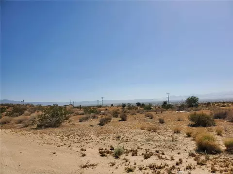 0 Bear Valley Rd, Apple Valley, CA 92308